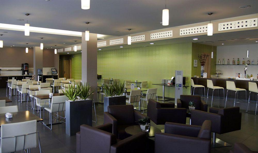 Holiday Inn Express Vitoria By Ihg Restaurant foto